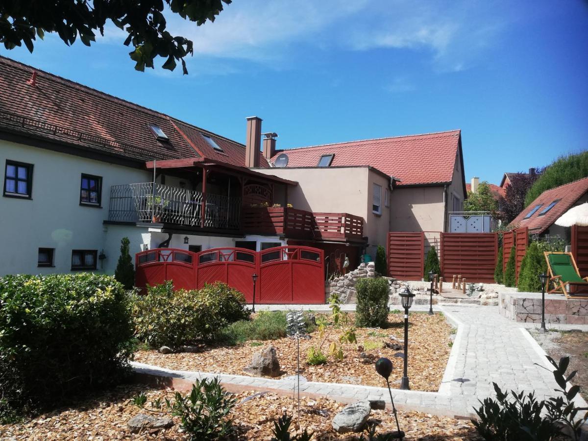 Apartament Ochsenhof Feuchtwangen Zewnętrze zdjęcie